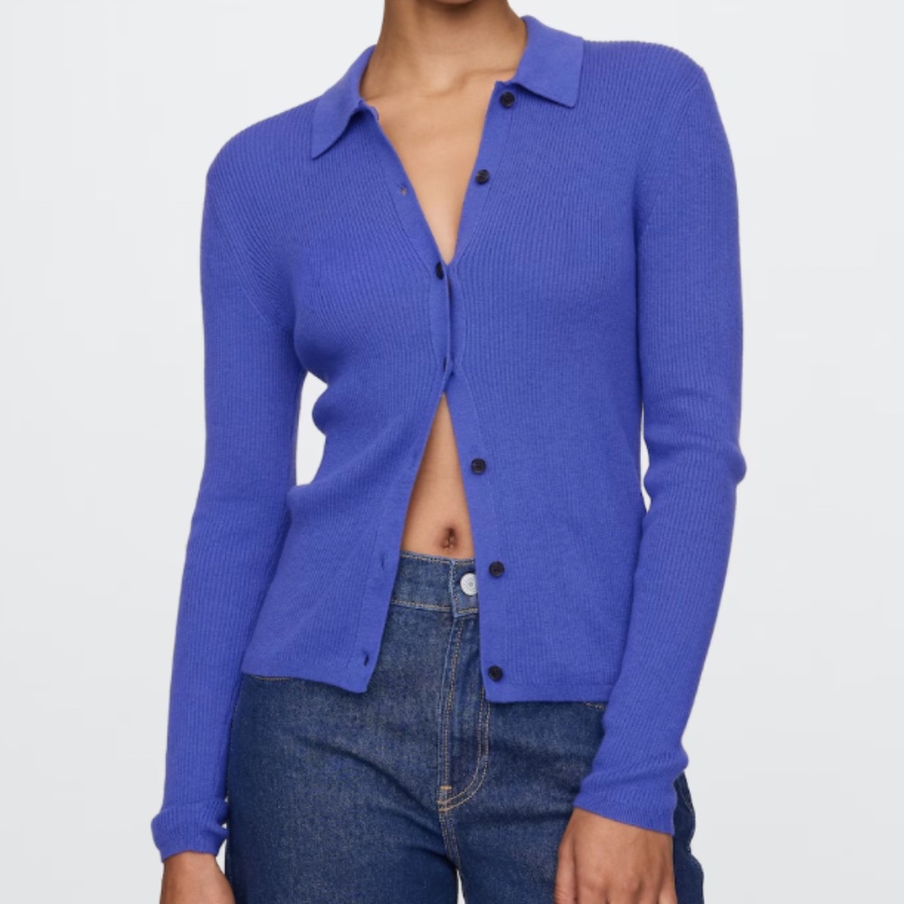 GAP- Cardigan sweater .